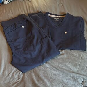Fabletics dark blue scrub set. Large/short joggers and XL one pocket top